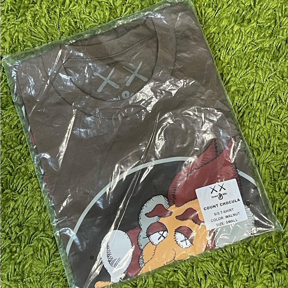 Kaws General Mills Count Chocula Brown Tee Brand New Size Small